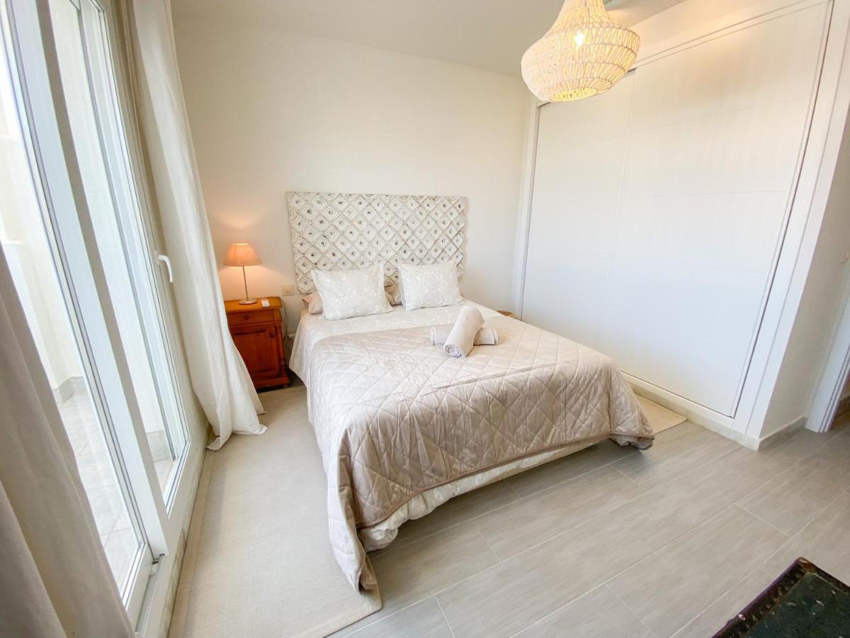 Tarifa Cozy House - Pool - Parking - Family Apartman Kültér fotó