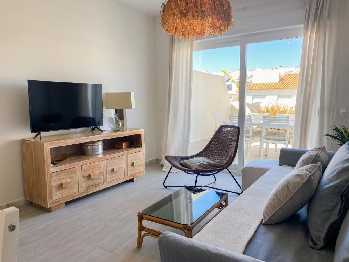 Tarifa Cozy House - Pool - Parking - Family Apartman Kültér fotó