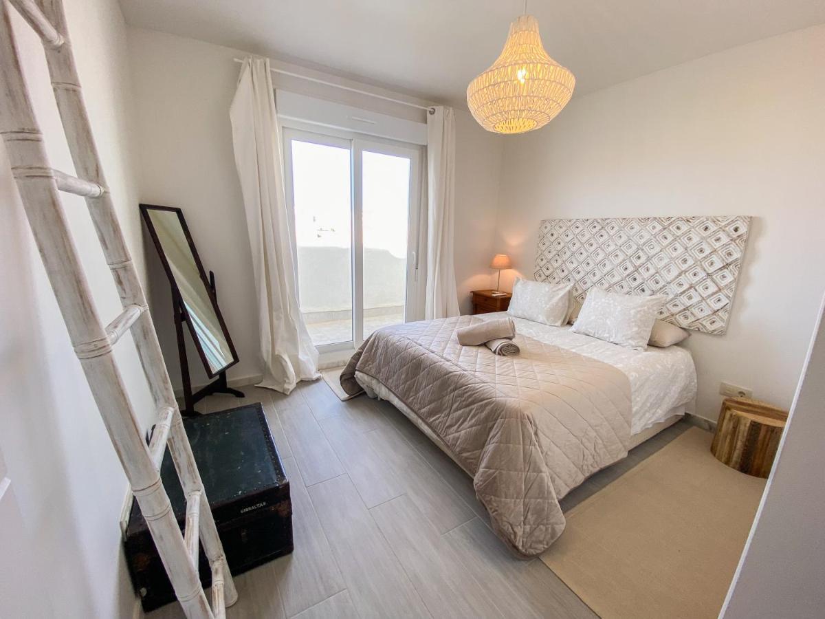 Tarifa Cozy House - Pool - Parking - Family Apartman Kültér fotó